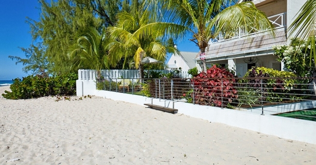 Radwood Beach Villa 2 - Vacation Rental in Barbados
